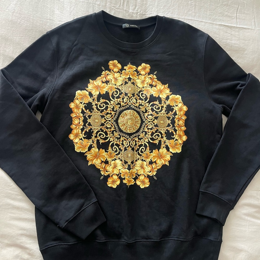 Versace Men's Sweater in Black with Gold Floral Design